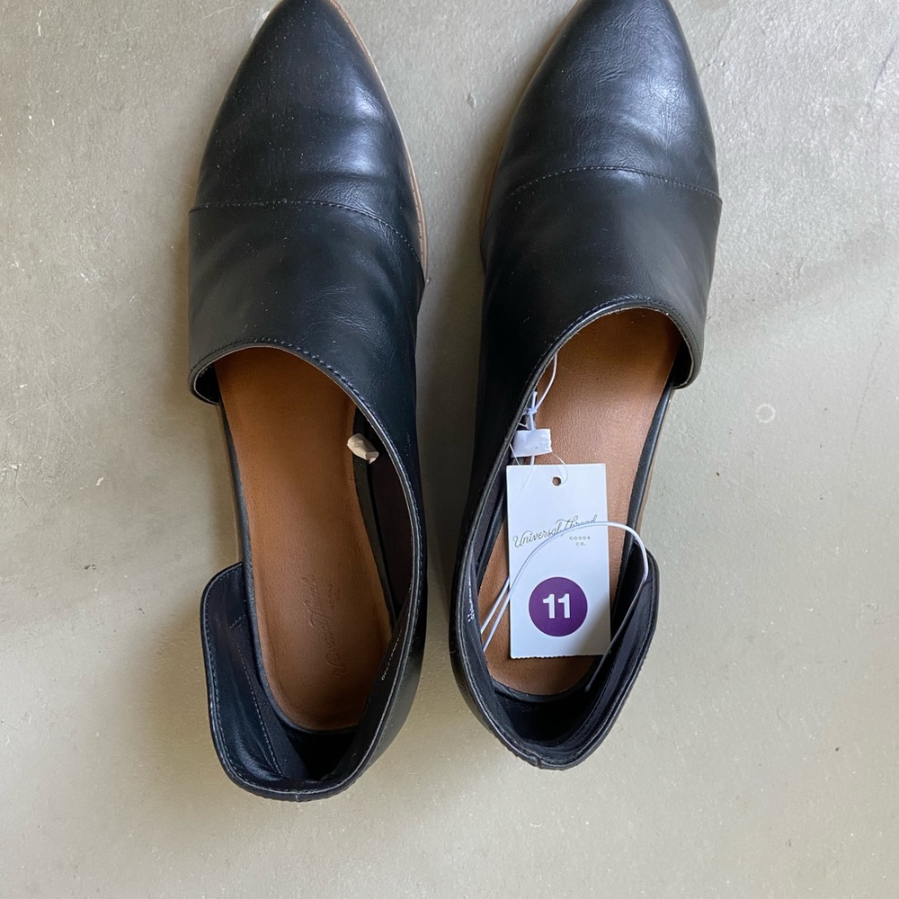 Black Universal Thread Boot Loafer